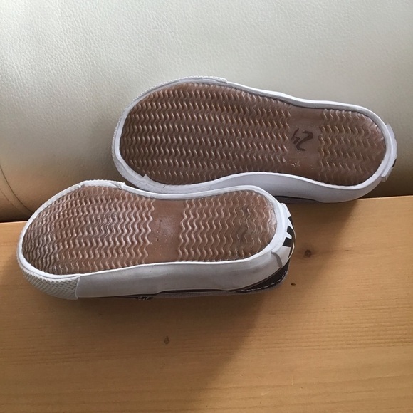 Konkrete skateboarder baby shoes size 4 - Picture 7 of 11